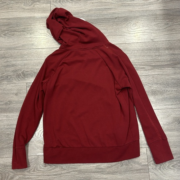 Sweatshirt - Picture 2 of 3